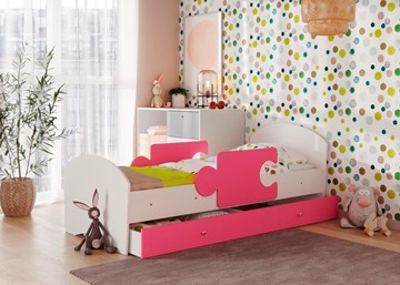 Детская кровать с ящиком и бортиками Мозайка, корпус Белый/фасад Розовый (ламели) в Первоуральске