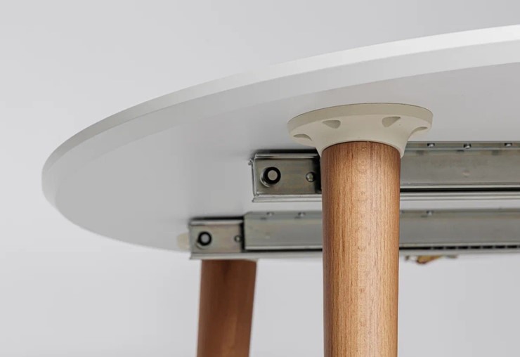 Обеденный круглый раздвижной стол Белая Эмаль д. 90 см МДФ ножки светлый орех в Артемовском - изображение 3