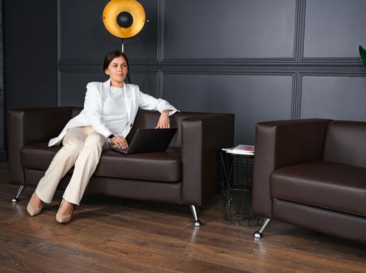 Комплект мебели Альбиони коричневый кожзам  диван 2Д + кресло в Екатеринбурге - изображение 4