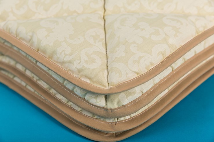 Одеяло всесезонное полутороспальное Шерсть & Хлопок в Первоуральске - изображение 1