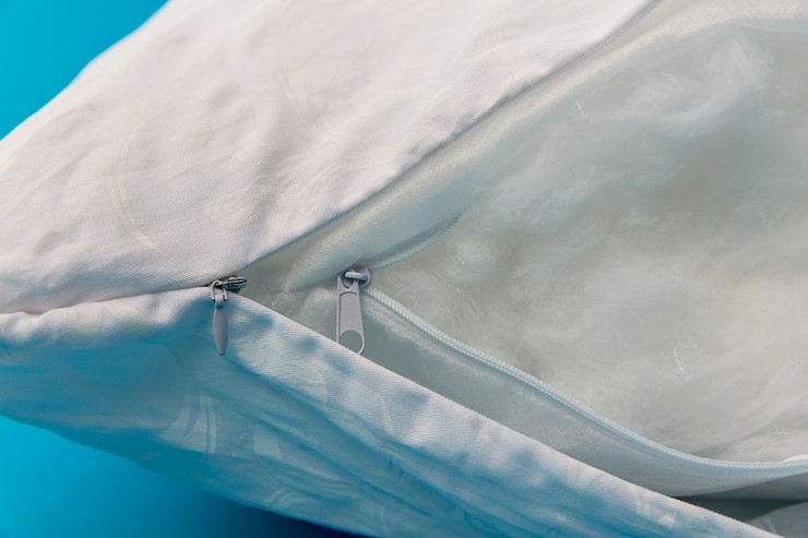 Подушка 50х70 Белый лебедь в Краснотурьинске - изображение 1